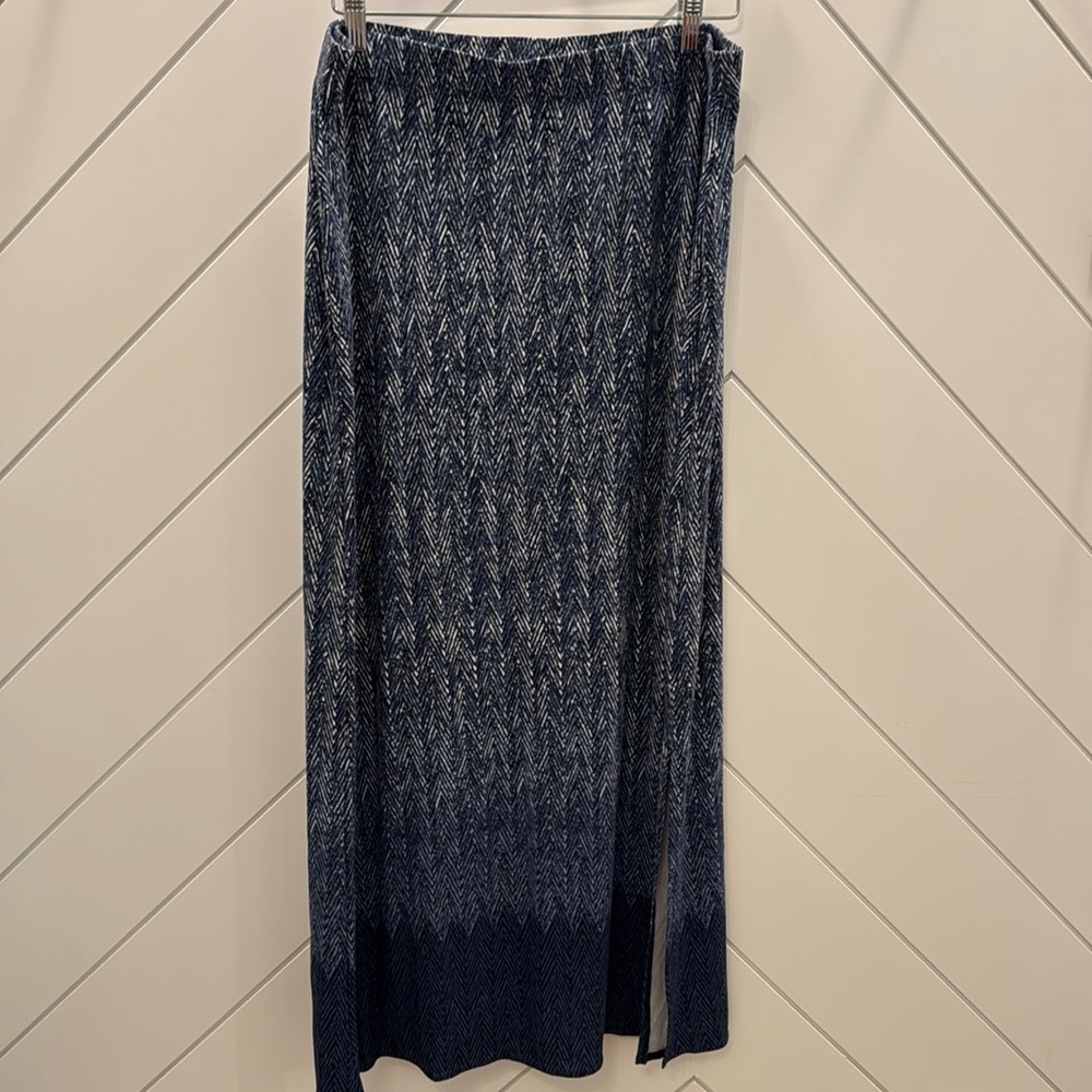 Chicos Blue Ombré Knit Maxi Skirt